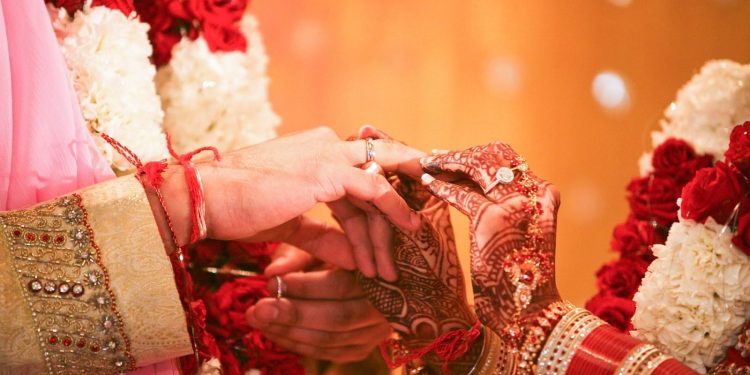 شادی شخصیت کو کیسے بدلتی ہے؟ ماہرین کی تحقیق
