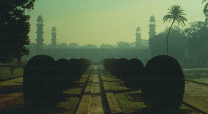 لاہور کا سبزہ سکڑنے لگا، شہر کے گرد درختوں کا گھیرا بنانے کا منصوبہ