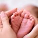 معاشی مجبوری یا سنگدلی؟ ماں نے نومولود کو بیچ دیا