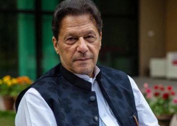 میرے پاس ایک ’’آخری پتہ‘‘ ہے جسے ابھی استعمال نہیں کروں گا،عمران خان
