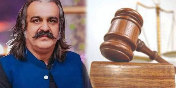 اسلحہ اور شراب برآمدگی کیس: عدالت نے علی امین گنڈاپور کو گرفتار کرنے کا حکم