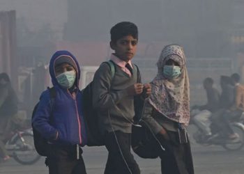 بچوں کی موج مستیاں اور سردیوں کی چھٹیاںختم، تعلیمی ادارے کھل گئے