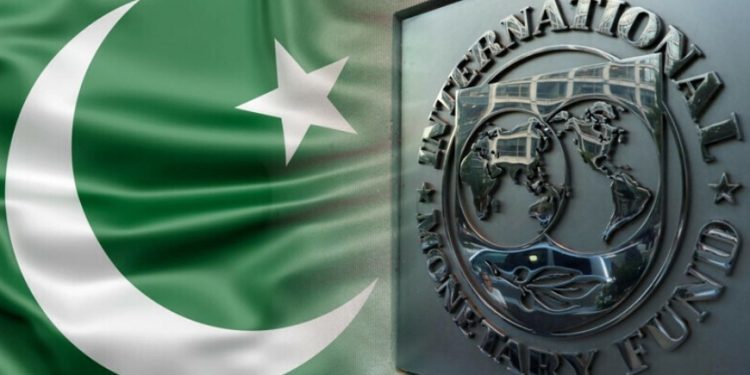 رواں مالی سال پاکستان کی معاشی ترقی تین فیصد تک رہنے کا امکان ہے:آئی ایم ایف