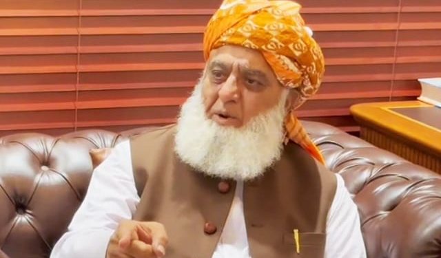 سیاستدانوں کے غیر ذمہ دارانہ رویوں کے باعث پارلیمان کی حیثیت ختم ہوگئی، مولانا فضل الرحمٰن