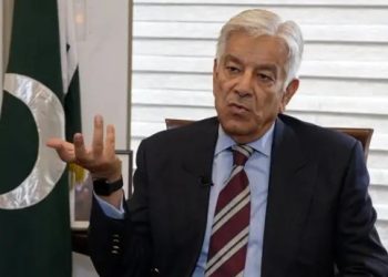 عمران خان کی بنی گالا منتقلی کیلئے حکومت نے کوئی پیشکش نہیں کی:خواجہ آصف