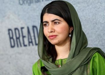 ملالہ یوسف زئی پاکستان پہنچ گئی، لڑکیوں کی تعلیم پر چیلنجز پر تفصیلی گفتگو کریں