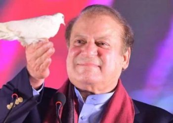 نواز شریف کا سیاسی سرگرمیاں دوبارہ شروع کرنے کا فیصلہ