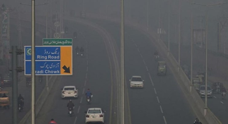 وزیراعلیٰ پنجاب کا مٹی دھول سے نجات کیلئے جدید طریقہ لاگو کرنے کا فیصلہ
