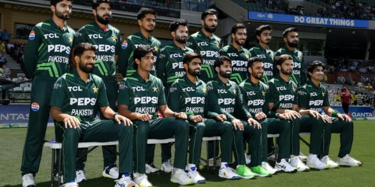 پاکستان نے آئی سی سی چیمپیئنز ٹرافی کے لیے ابتدائی اسکواڈ جمع کروا دیا ہے