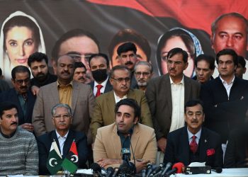 پیپلز پارٹی کی جانب سے حکومتی اتحاد سے علیحدگی کی دھمکی، اہم فیصلوں میں عدم اعتماد کا اظہار