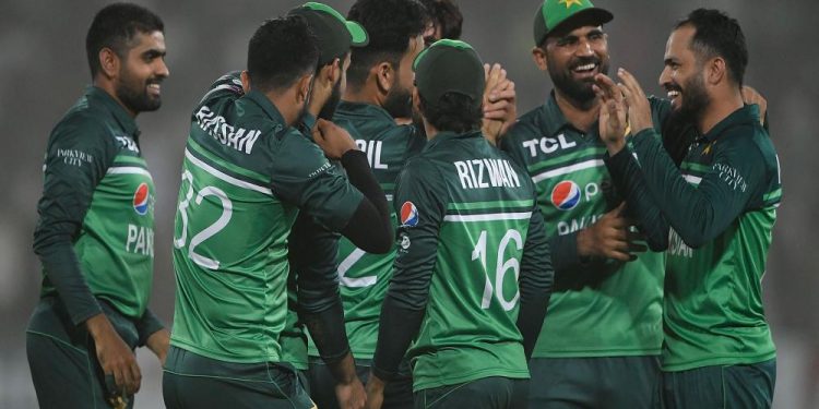 چیمپئنز ٹرافی اور سہ ملکی سیریز کے لیے قومی اسکواڈ کا اعلان کب ہوگا؟